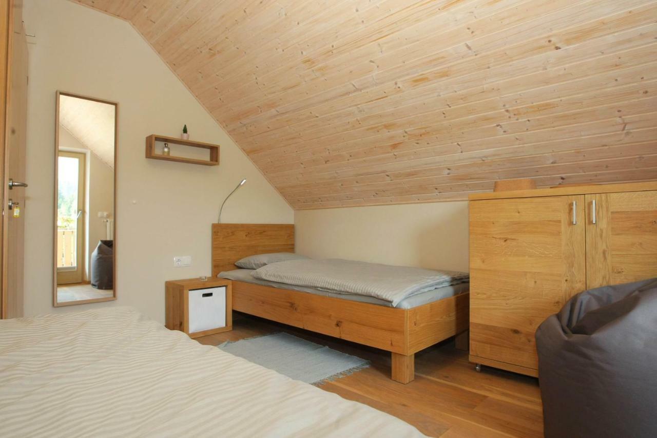 Apartma - Pocitniska Hisa Lodi Бохин Екстериор снимка